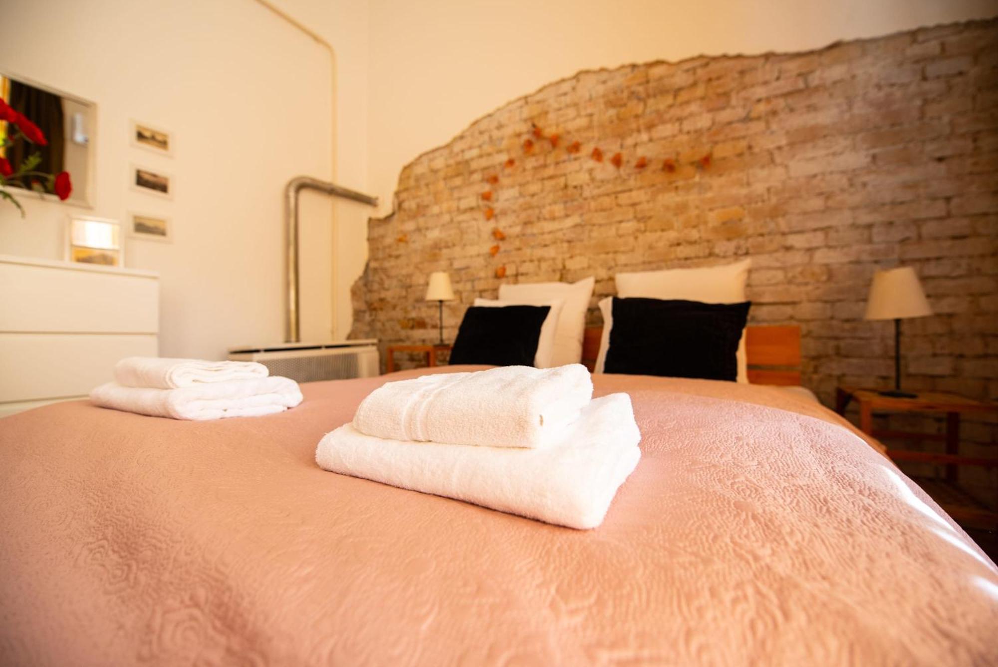 Ultra Central Cosy Ac Apartment ブダペスト エクステリア 写真